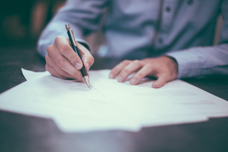 Guía para entender el marco legal de las criptomonedas